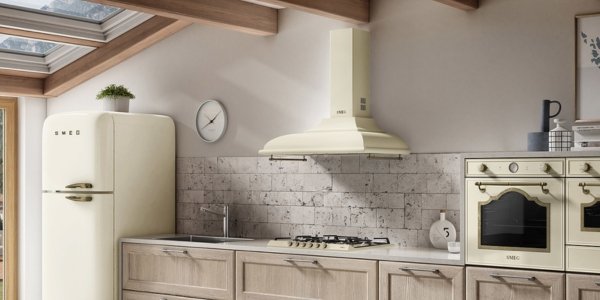 Máy hút mùi áp tường Smeg Cortina KC19