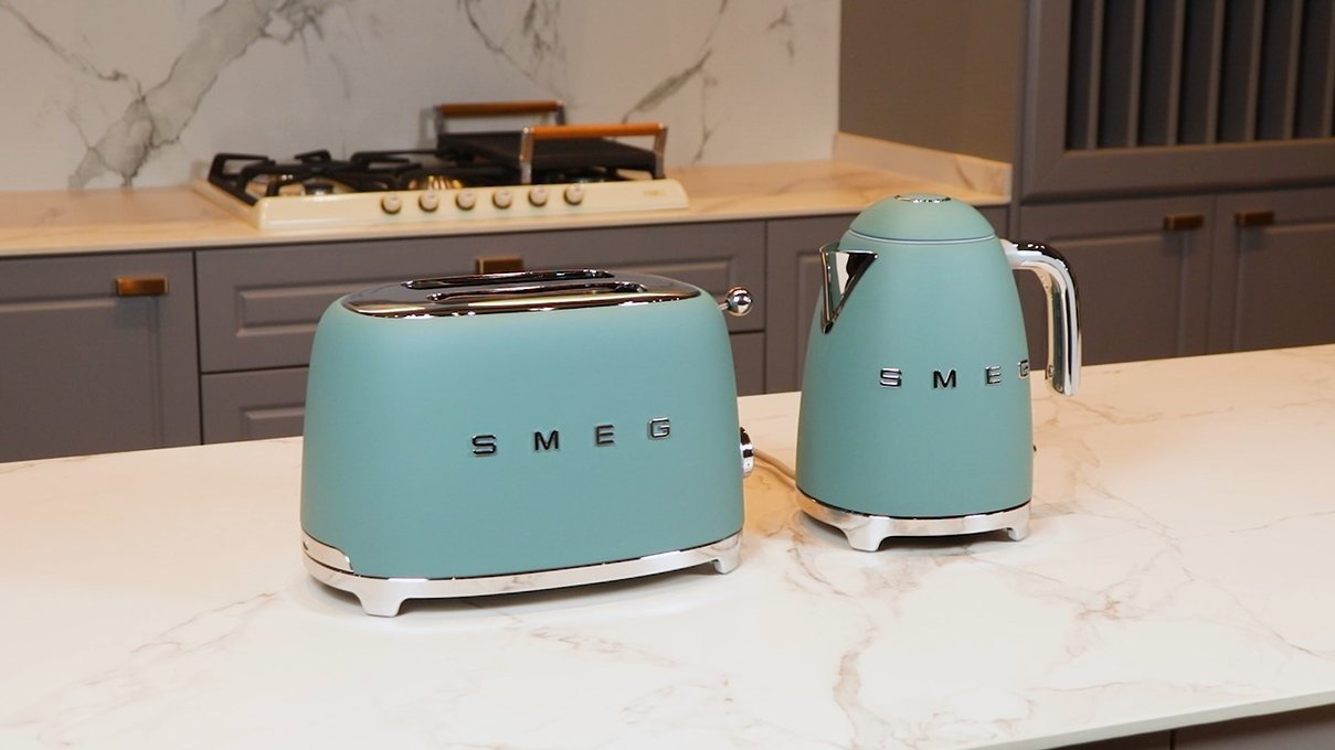 Cojunto Chaleira e Torradeira Verde Esmeralda1