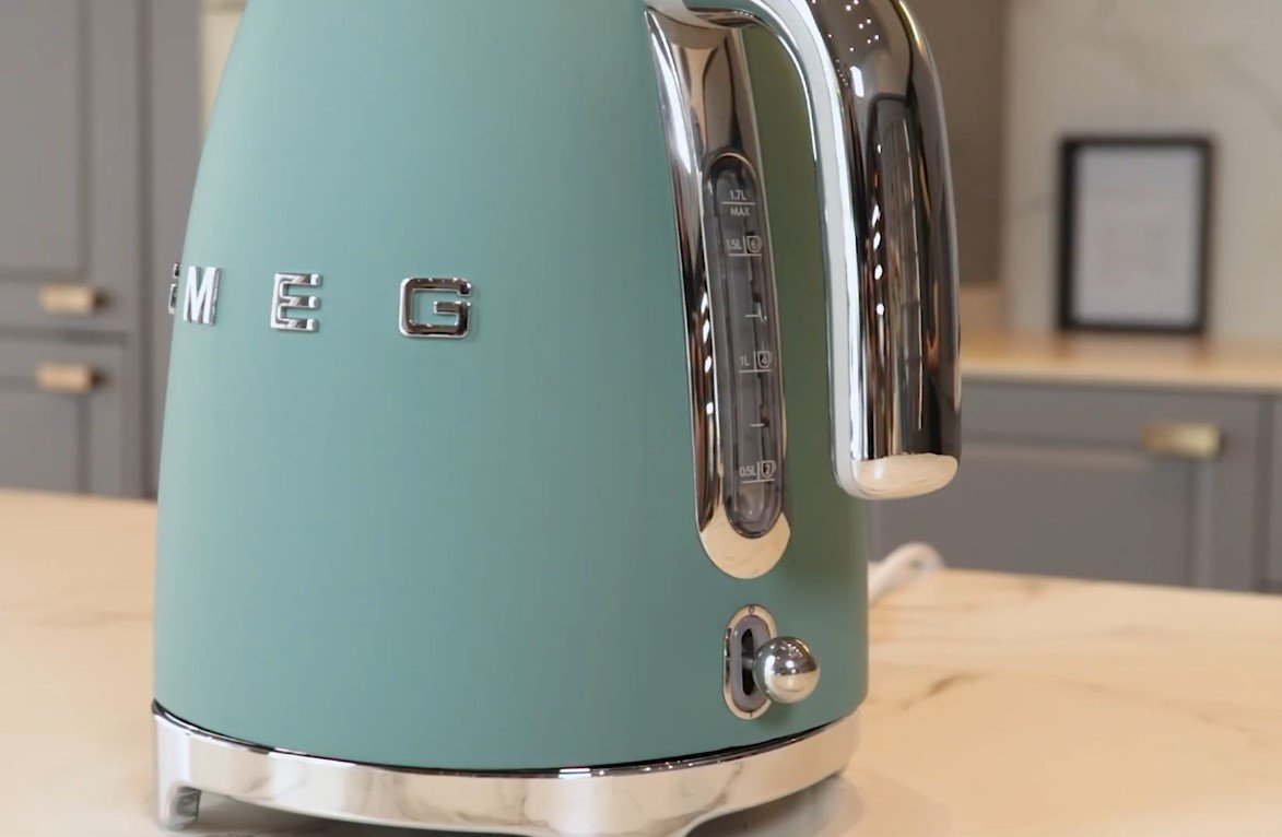 Cojunto Chaleira e Torradeira Verde Esmeralda2