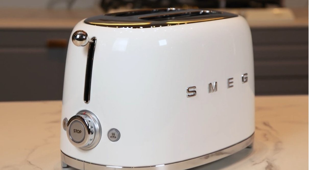 Conjunto chaleira e torradeira 2 fatias Branco 1