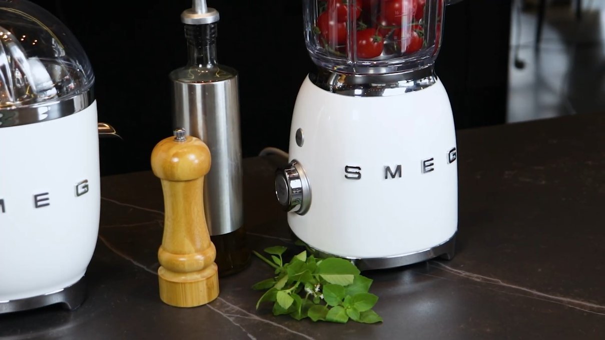 Conjunto Liquidificador e Espumador Branco 2