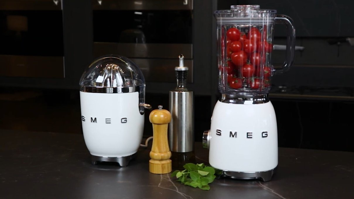 Conjunto Liquidificador e Espumador Branco 4