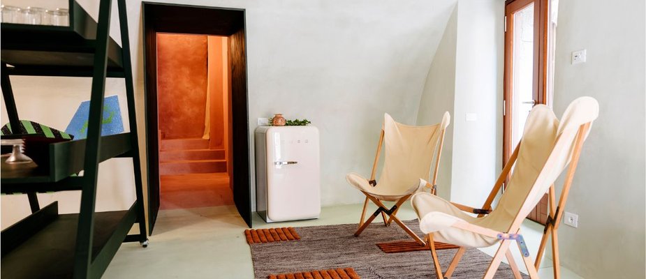 Frigobar retrô: o objeto de design que define espaços gourmet para receber com sofisticação Frigobar retrô: o objeto de design que define espaços gourmet para receber com sofisticação