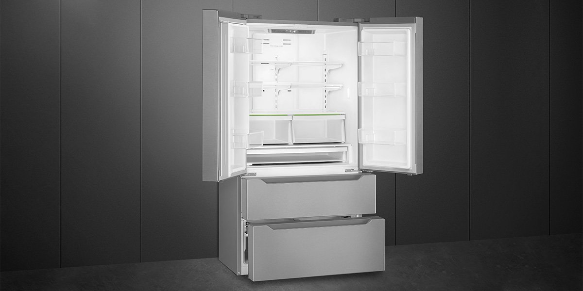 Refrigerador Smeg 2 Portas Inox, Linha Universal, 636L, 127V
